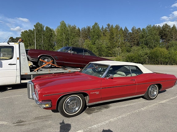 Pontiac Catalina 23 of 30