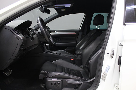 Volkswagen Passat 7 of 13