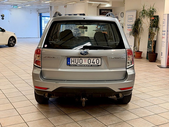 Subaru Forester 4 of 5