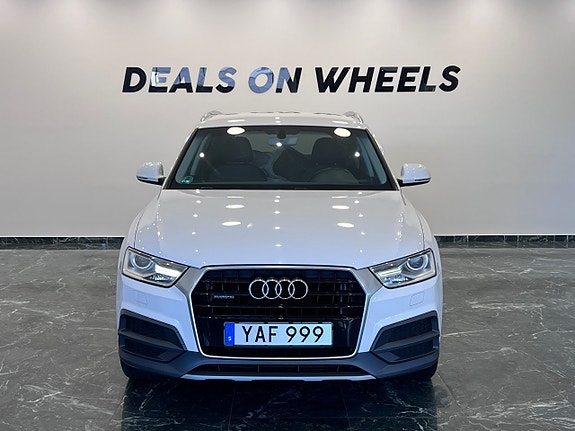 Audi Q3 4 of 5