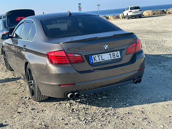 BMW 520d 4 of 5