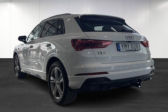 Audi Q3 6 of 24
