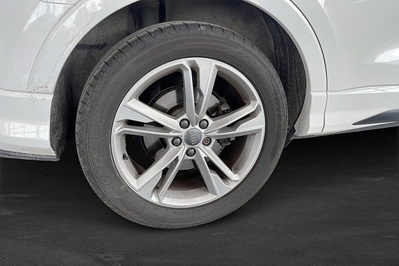 Audi Q3 22 of 24