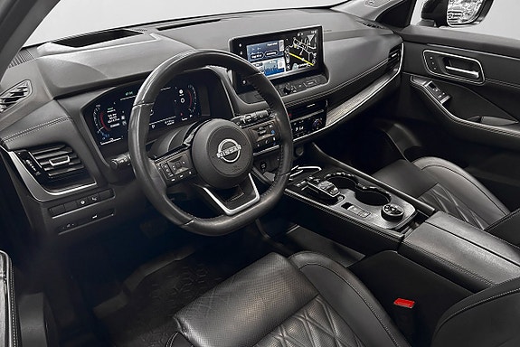 Nissan X-Trail 8 of 25