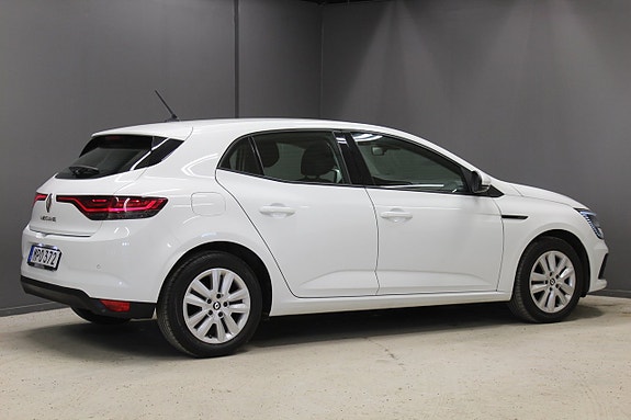 Renault Megane IV 5 of 5