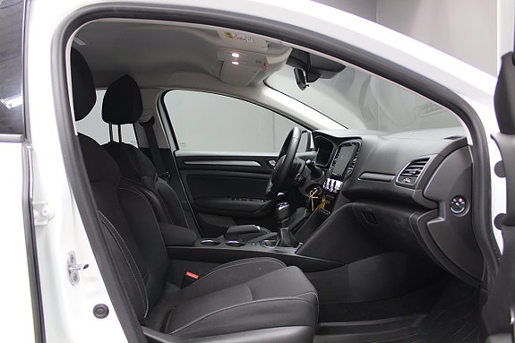Renault Megane IV 10 of 13