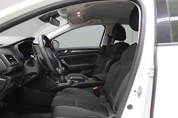 Renault Megane IV 7 of 13
