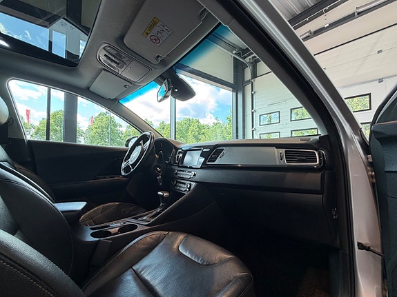 Kia Niro 8 of 11
