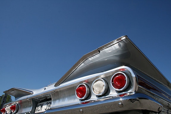 Chevrolet Impala 21 of 27