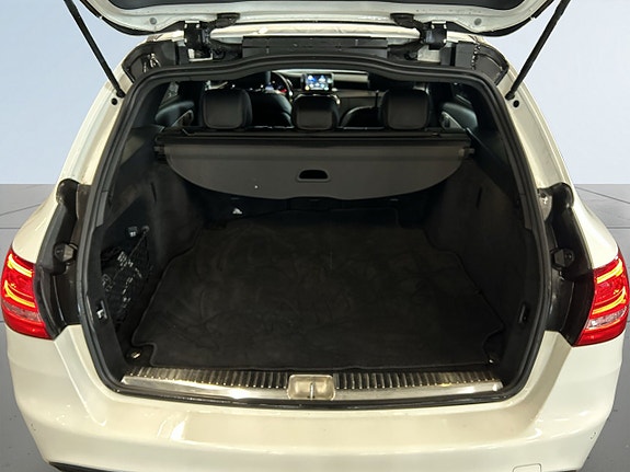 Mercedes-Benz C220 d 12 of 20