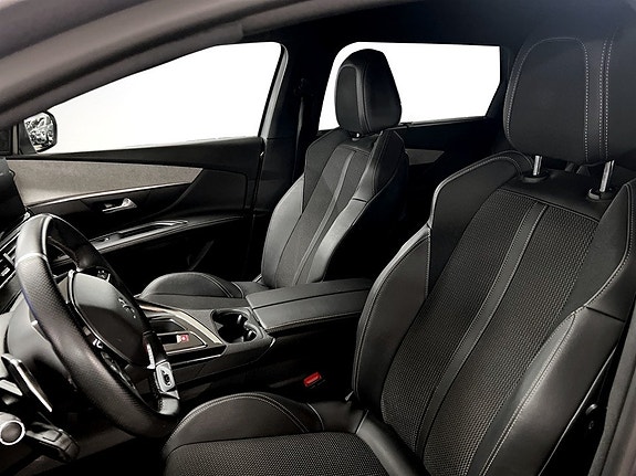 Peugeot 5008 5 of 5