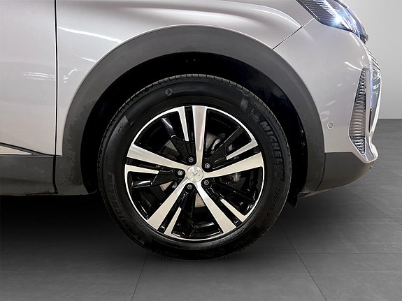Peugeot 5008 14 of 16
