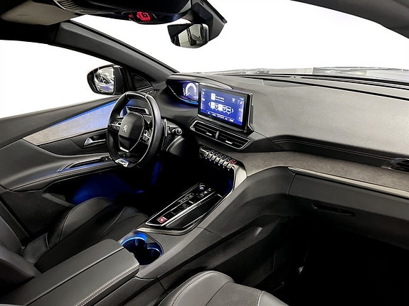 Peugeot 5008 12 of 16