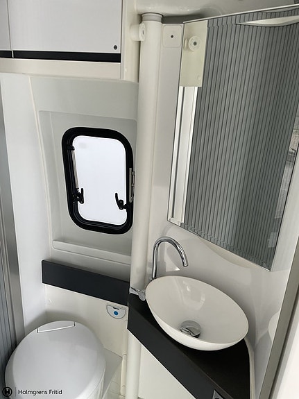 Adria Twin 640 SGX 10 of 10