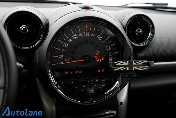 MINI Countryman Cooper D 15 of 21