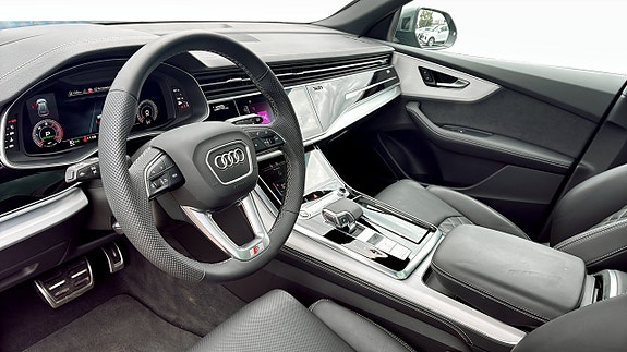 Audi Q8 7 of 13