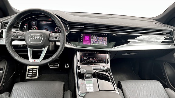 Audi Q8 10 of 13