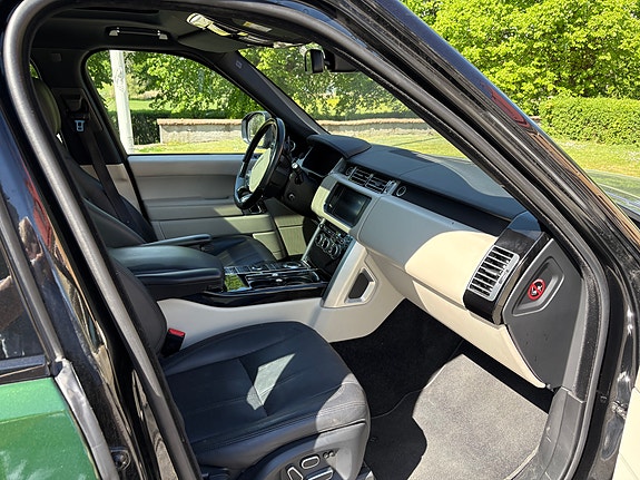 Land Rover Range Rover 4 of 5