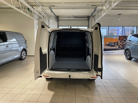 Volkswagen Caddy Maxi 3 of 5