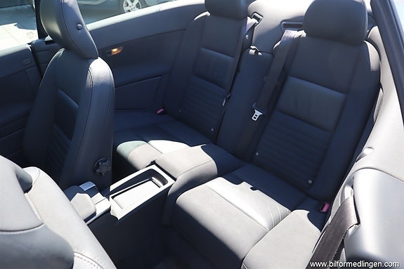 Volvo C70 4 of 5