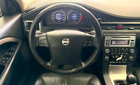 Volvo V70 19 of 25