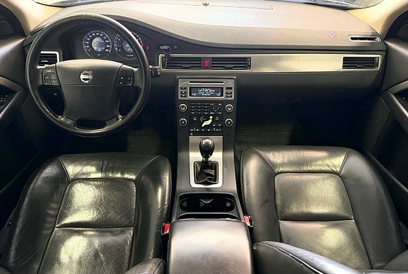 Volvo V70 15 of 25