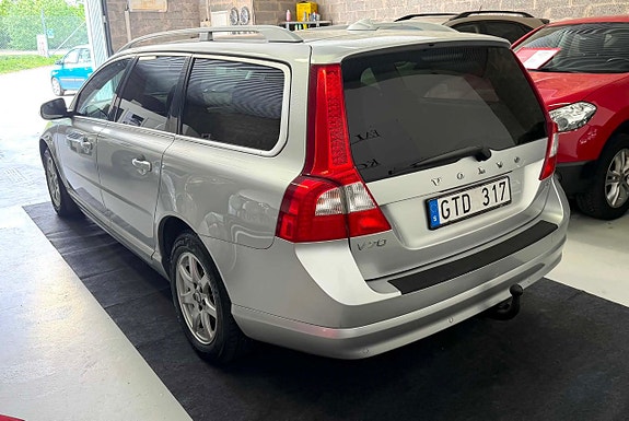 Volvo V70 5 of 25