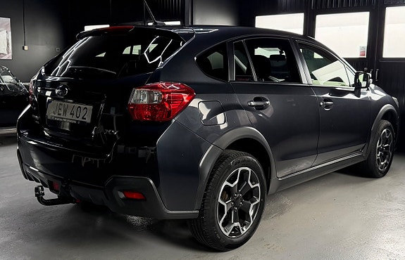 Subaru XV 4 of 5