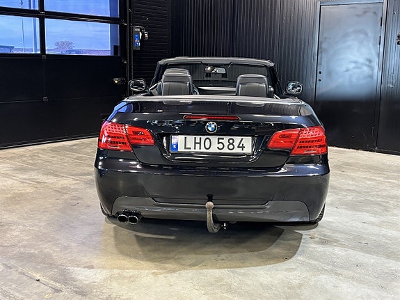 BMW 325i 5 of 5