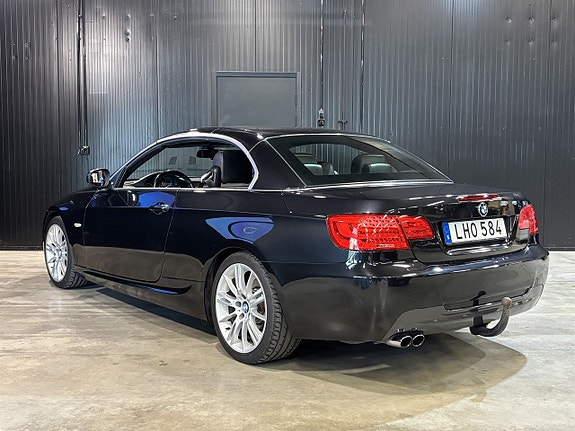 BMW 325i 17 of 22