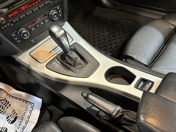BMW 325i 10 of 22