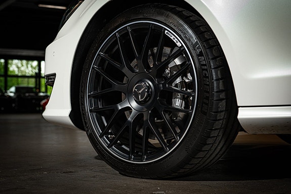 Mercedes-Benz CLS63 27 of 30