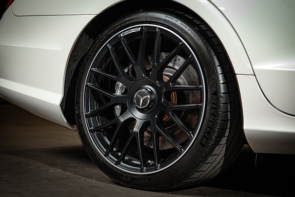 Mercedes-Benz CLS63 29 of 30