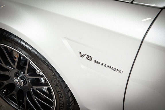 Mercedes-Benz CLS63 25 of 30