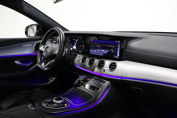 Mercedes-Benz E200 9 of 27