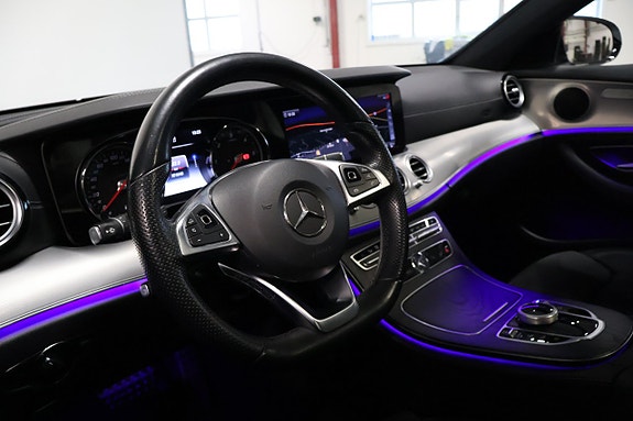 Mercedes-Benz E200 14 of 27