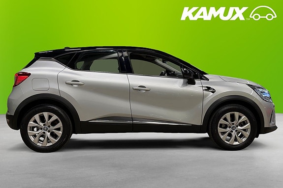 Renault Captur 2 of 5