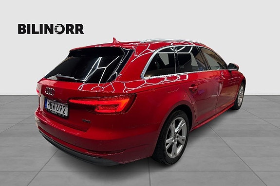 Audi A4 4 of 5