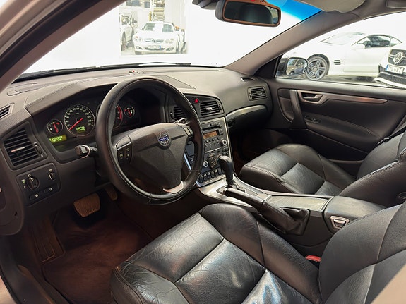 Volvo S60 9 of 17