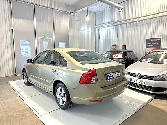 Volvo S40 5 of 5