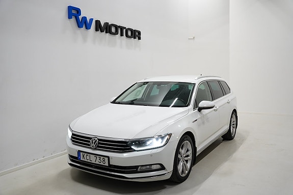 Volkswagen Passat 2 of 5