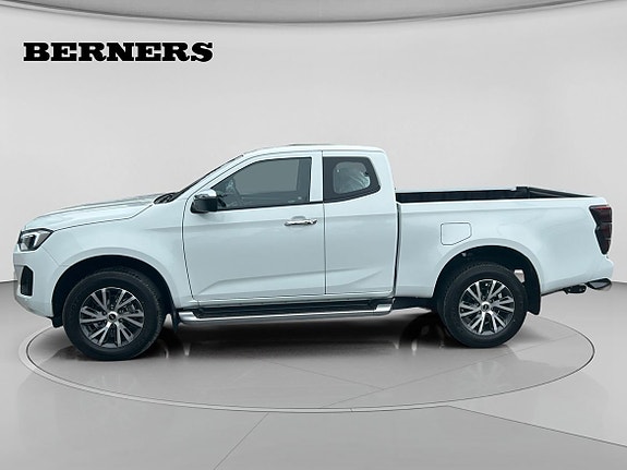 Isuzu D-max 2 of 5