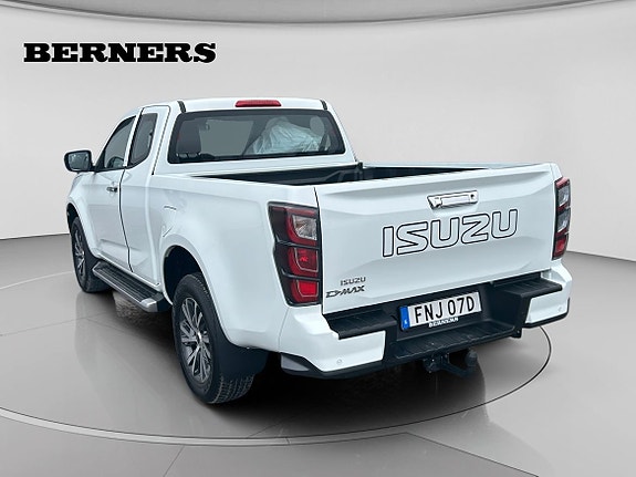 Isuzu D-max 3 of 5