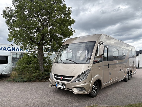 Bürstner BI9202 2 of 21