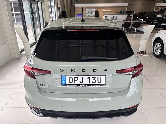 Skoda Fabia 5 of 5