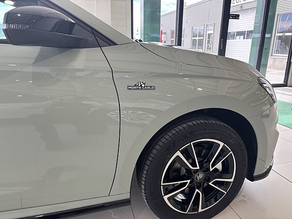 Skoda Fabia 4 of 5