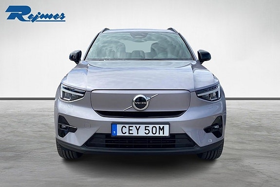 Volvo EX40 19 of 19