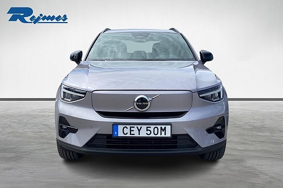 Volvo EX40 19 of 19