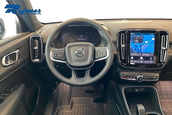 Volvo EX40 6 of 19