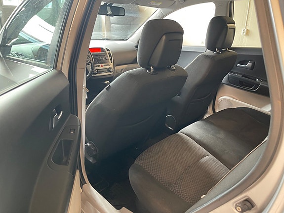 Kia Ceed 8 of 12